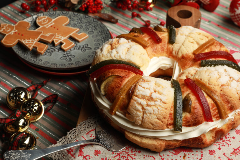 Rosca de Reyes rellena de Nata