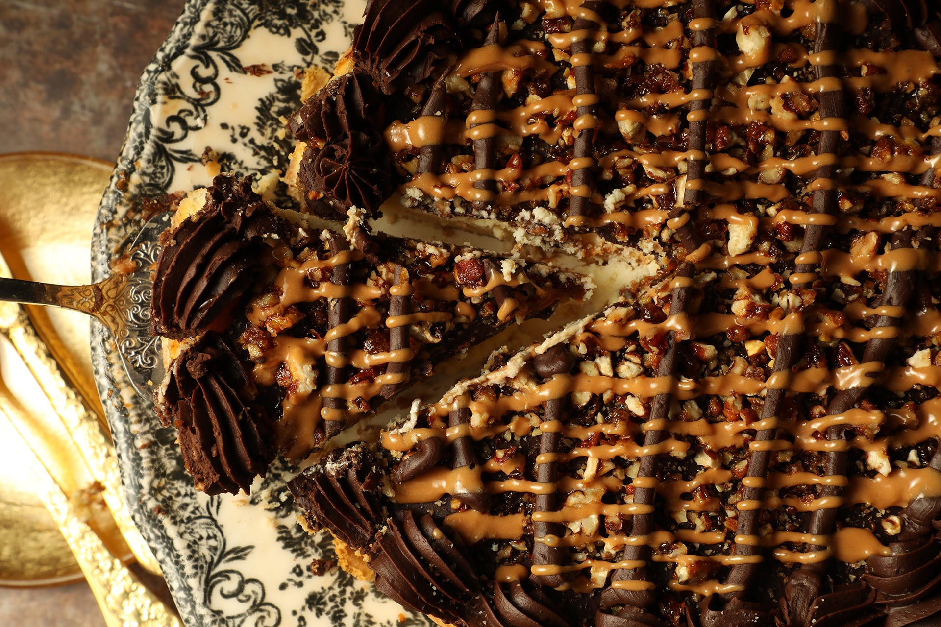 Pastel tortuga para el día de las madres. Pastel-con-crema-y-chocolate.