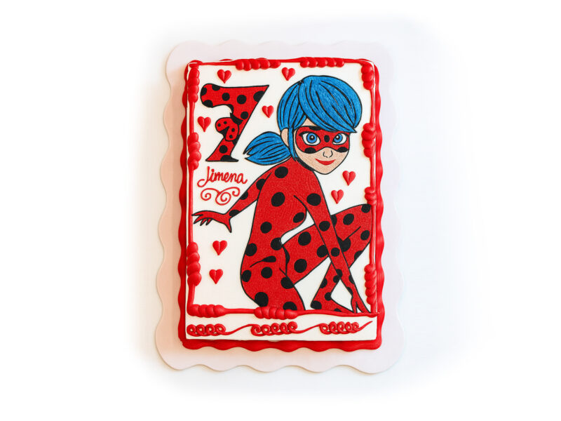 Pastel de corazón Ladybug