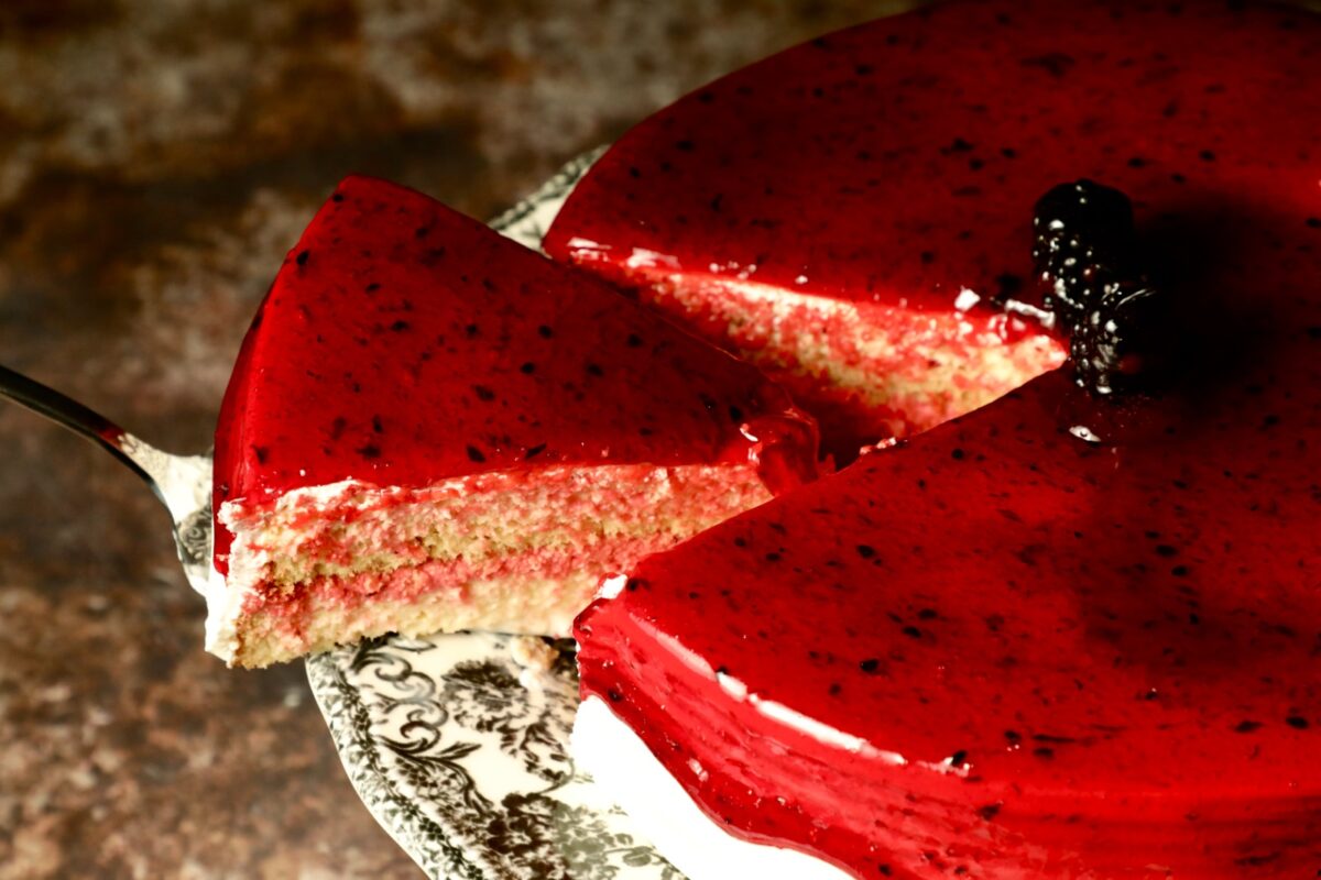 Pastel Auténtico de Frutos Rojos - Imagen 2
