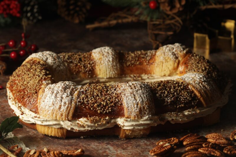 Rosca de Reyes con nuez