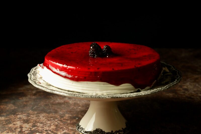 Pastel de frutos rojos glaseados Lecaroz